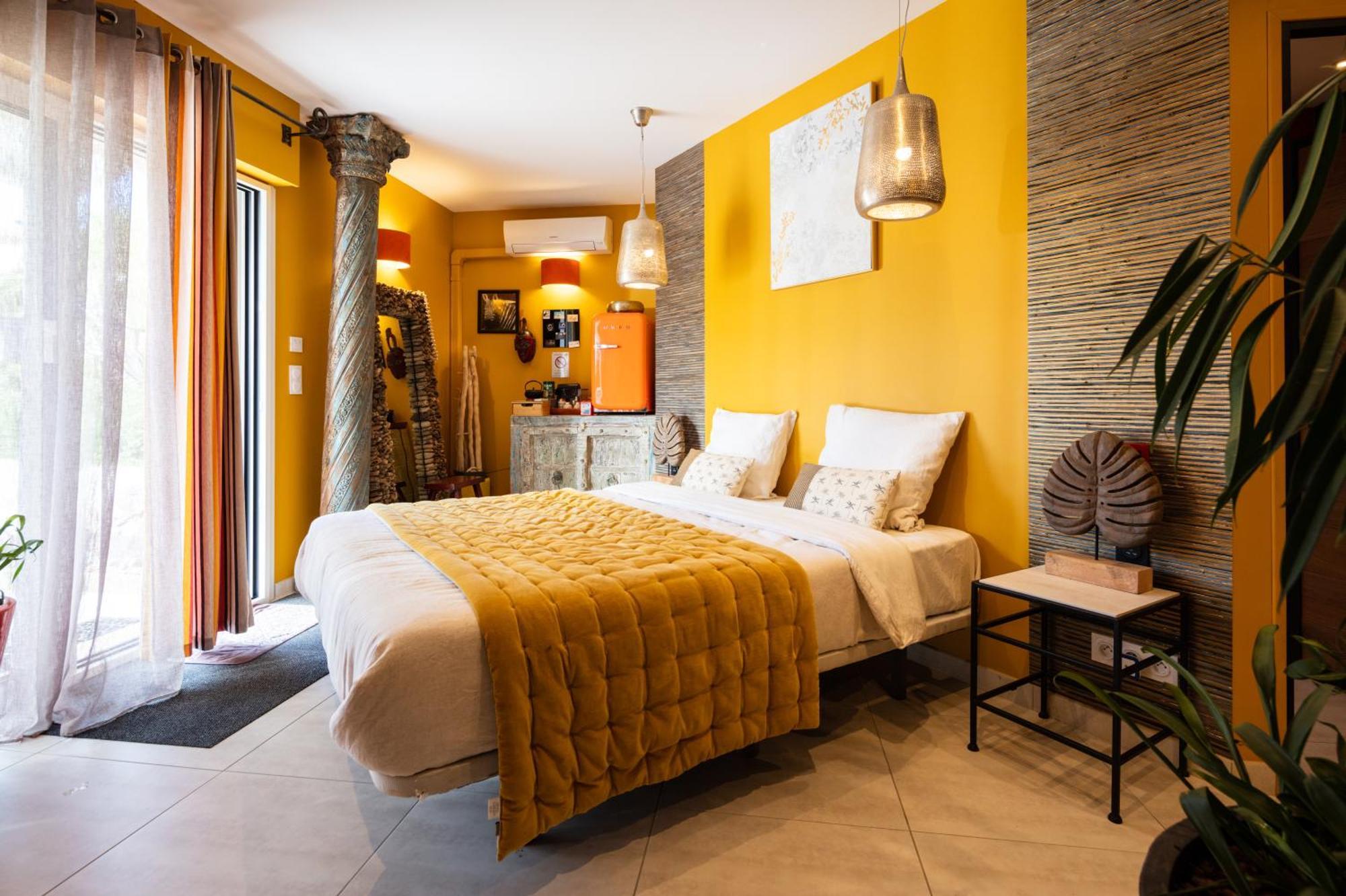 Escapades Lointaines Bed & Breakfast Perpignan Exterior photo