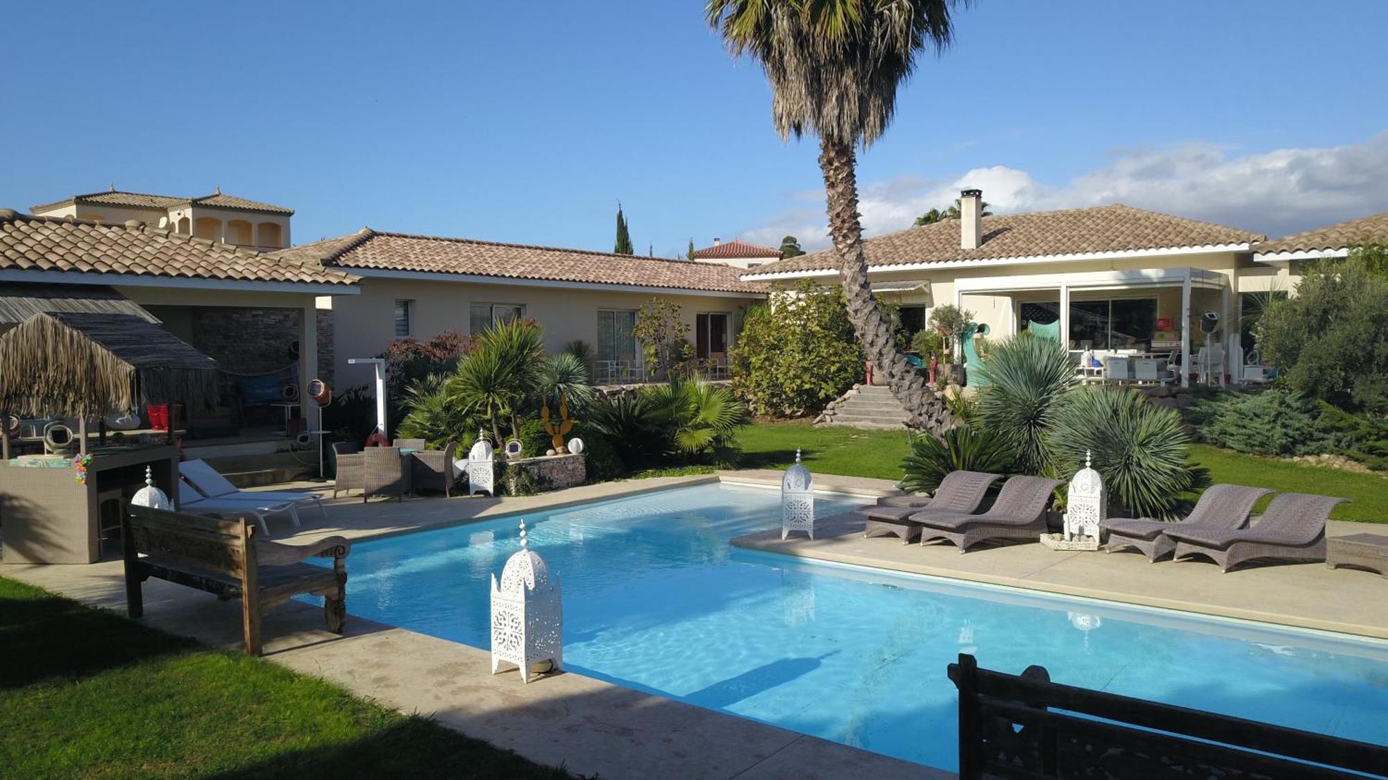 Escapades Lointaines Bed & Breakfast Perpignan Exterior photo